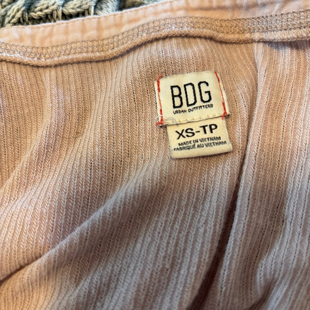 shirt size XS - Picture 4 of 5